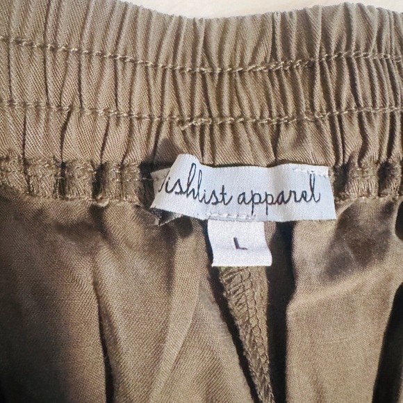 Wishlist Green Women's Shorts - Picture 2 of 3